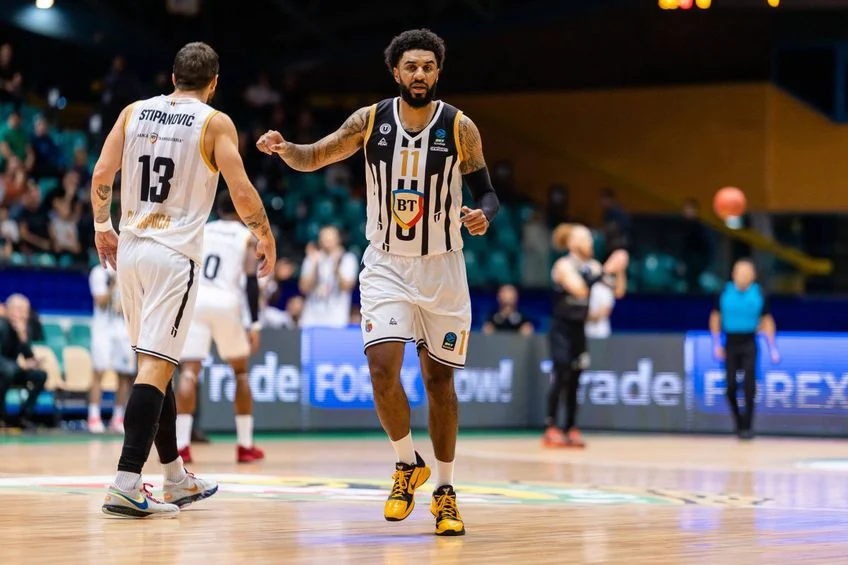 Read more about the article Au fost conduși cu 15 puncte, dar în final au câștigat. Victorie pentru U-BT Cluj-Napoca