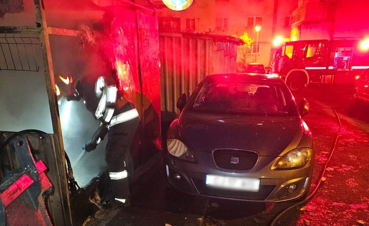 Read more about the article Incendiu pe o stradă din Cluj. Focul a pornit din cauza fumatului