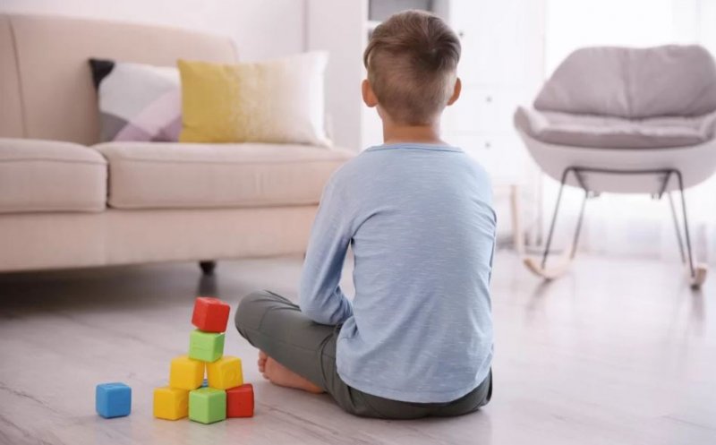 Read more about the article E lege! Cei care nu plătesc pensia alimentară pot sta până la 3 ani în închisoare