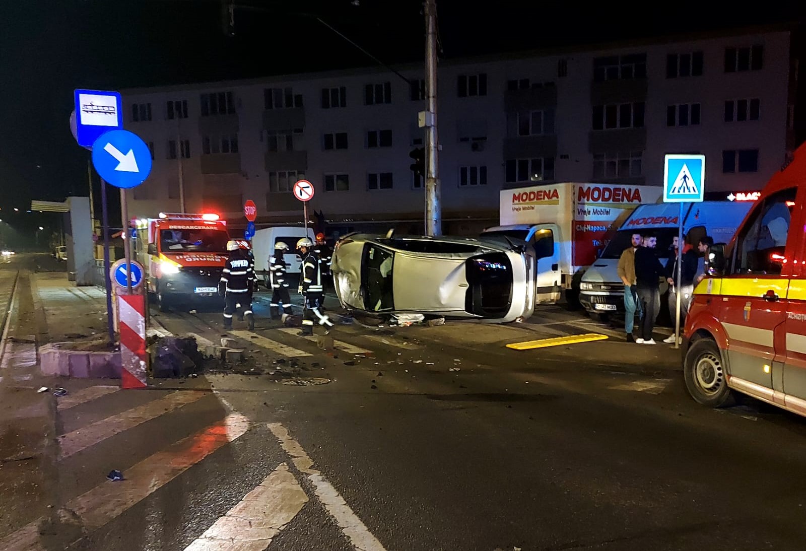 Read more about the article Efectele Crăciunului. S-a urcat beat la volan și s-a răsturnat cu mașina