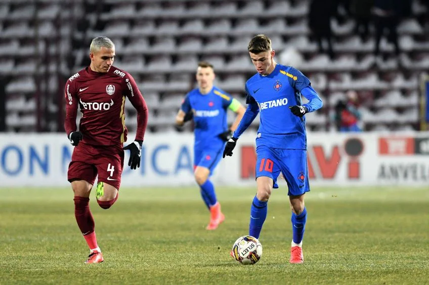 Read more about the article Conducerea CFR Cluj a vorbit despre revenirea lui Cristi Manea chiar înainte de derby-ul cu FCSB