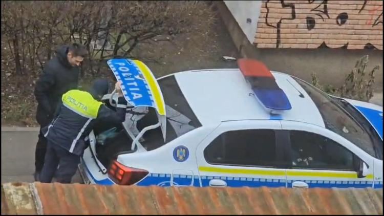 Read more about the article Anchetă la IPJ Cluj: polițisti prinși vânzând petarde