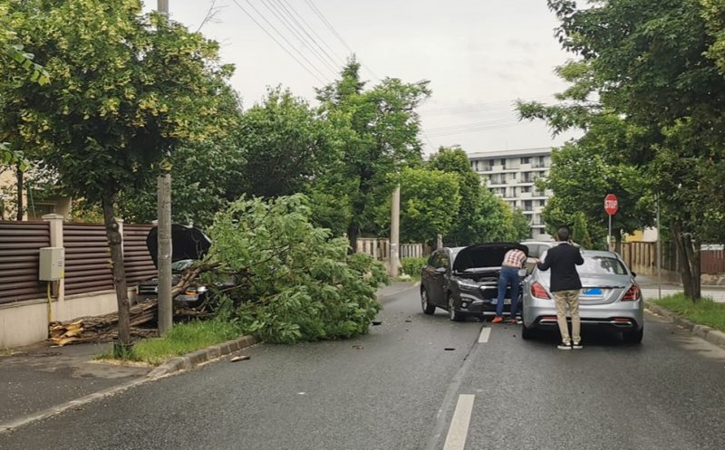 Read more about the article Accident pe o stradă din Cluj-Napoca. O fetiță de 12 ani și o femeie au ajuns la spital