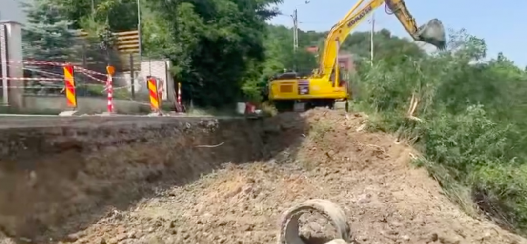 Read more about the article Au început lucrările la strada Uliului