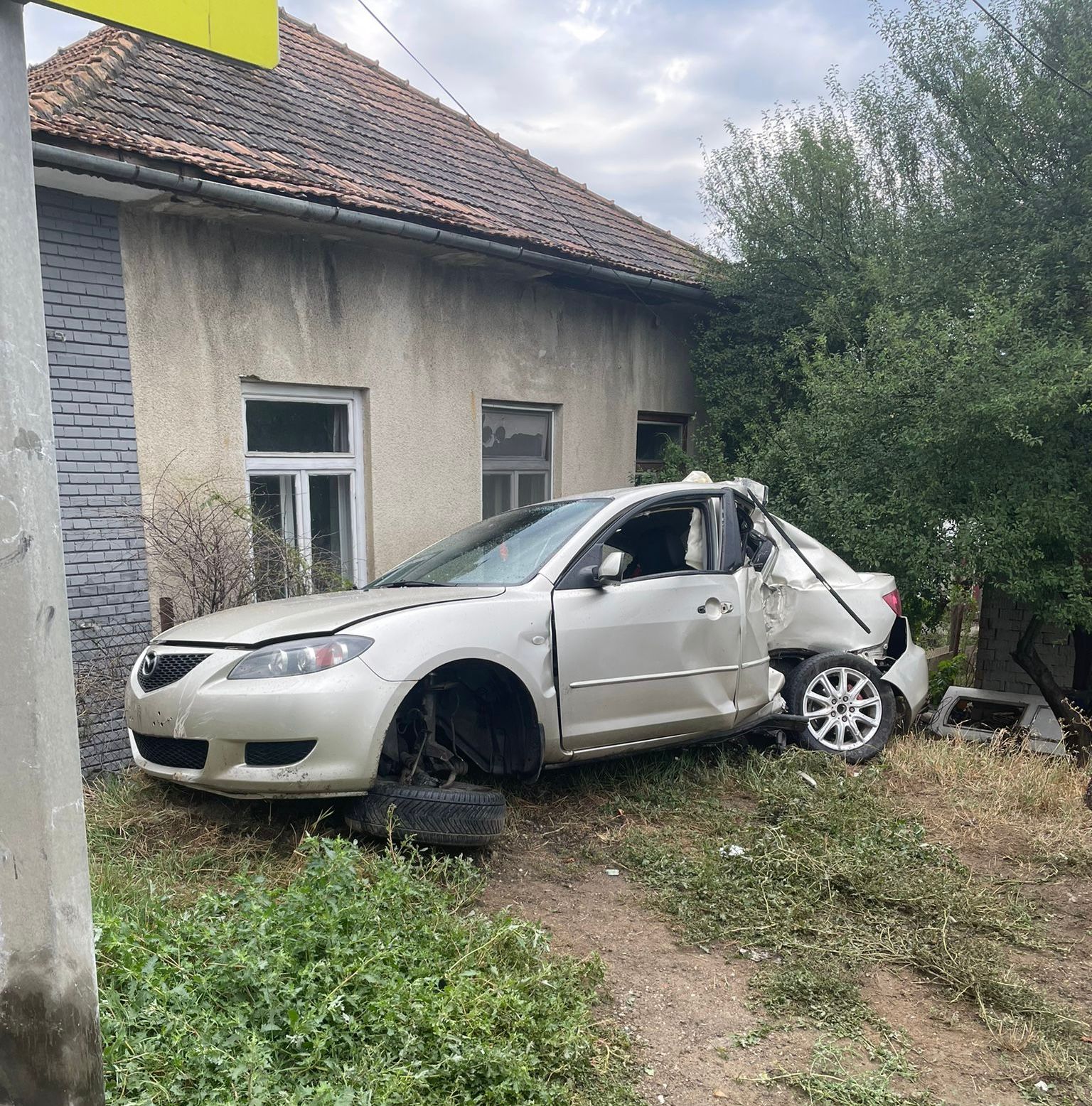 Read more about the article Accident în localitatea Vâlcele. O femeie a fost transportată la spital
