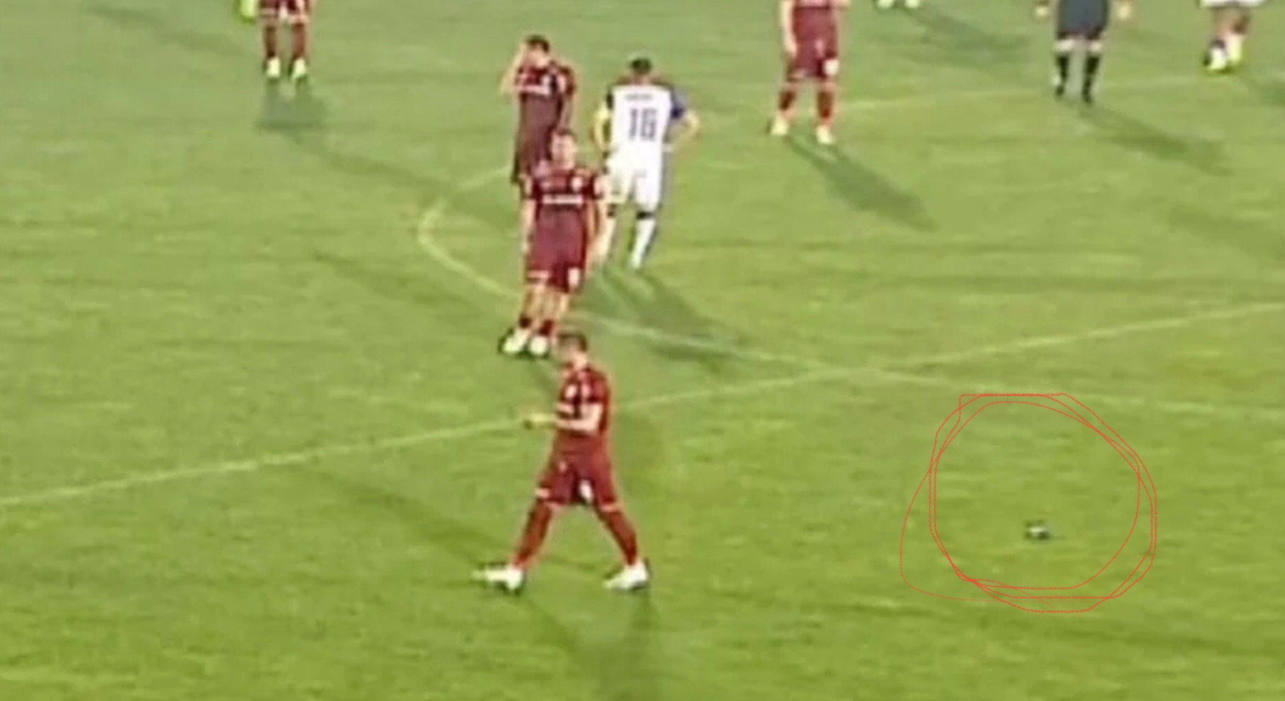 Read more about the article Scandal la CFR. Deac și-a aruncat banderola