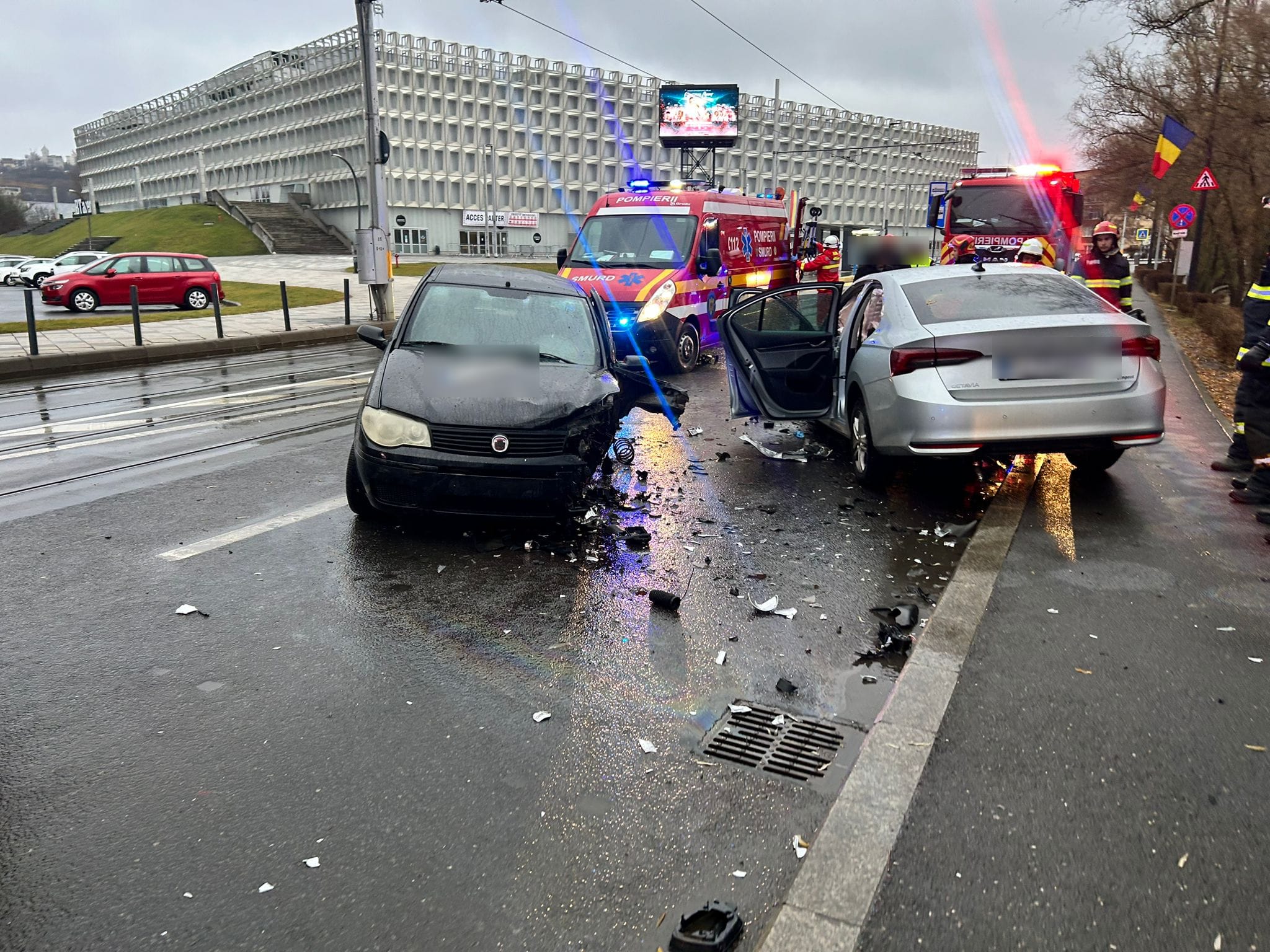 Read more about the article Accident pe Splaiul Independenței din Cluj. Un bărbat a fost transportat la spital