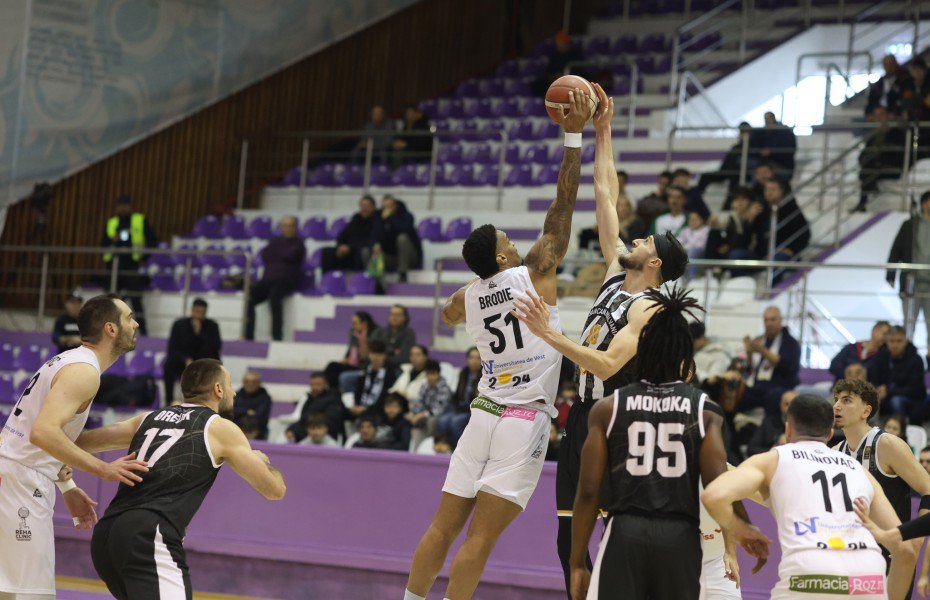 Read more about the article U-BT Cluj-Napoca, victorie cu emoții la Timișoara: 90-85