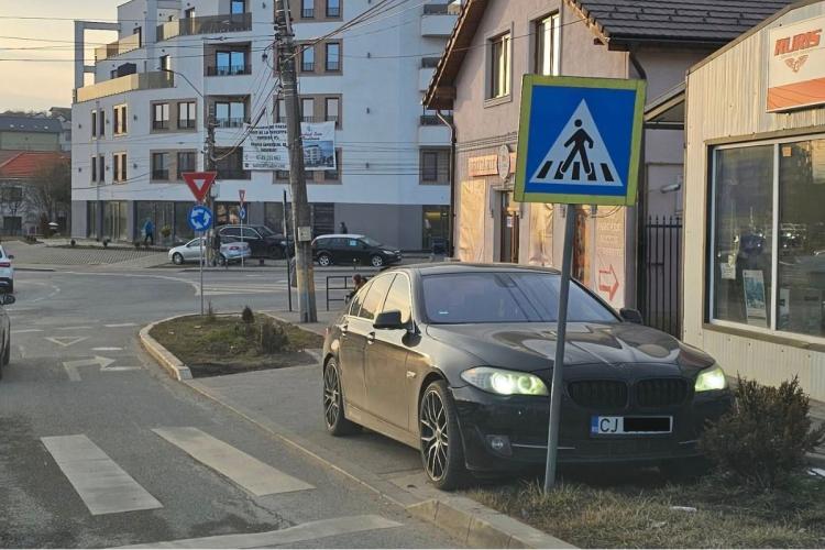 Read more about the article Parcare de lux pentru un șofer de BMW. A parcat pe trecerea de pietoni