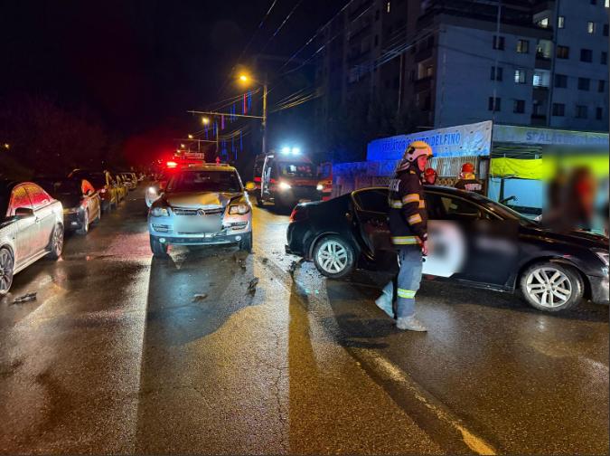 Read more about the article Accident pe o stradă din Cluj. Un tânăr a fost transportat la spital