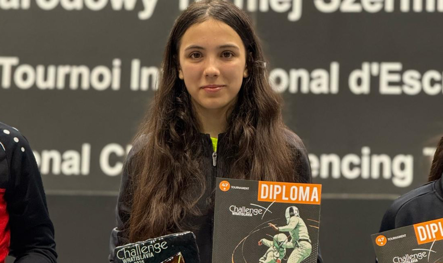 Read more about the article Argint pentru Cluj la scrimă, la Challenge Wratislavia