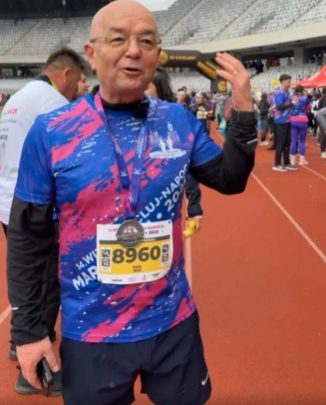 Read more about the article VIDEO. Primarul Emil Boc a participat la maratonul de la Cluj, unde a alergat la proba destinată seniorilor. Și a scos un timp foarte bun!