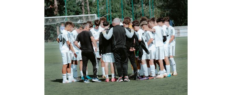 Read more about the article ”U” Cluj își pregătește viitorul! Clubul caută noi talente în cadrul unui trial susținut în Parcul Babeș