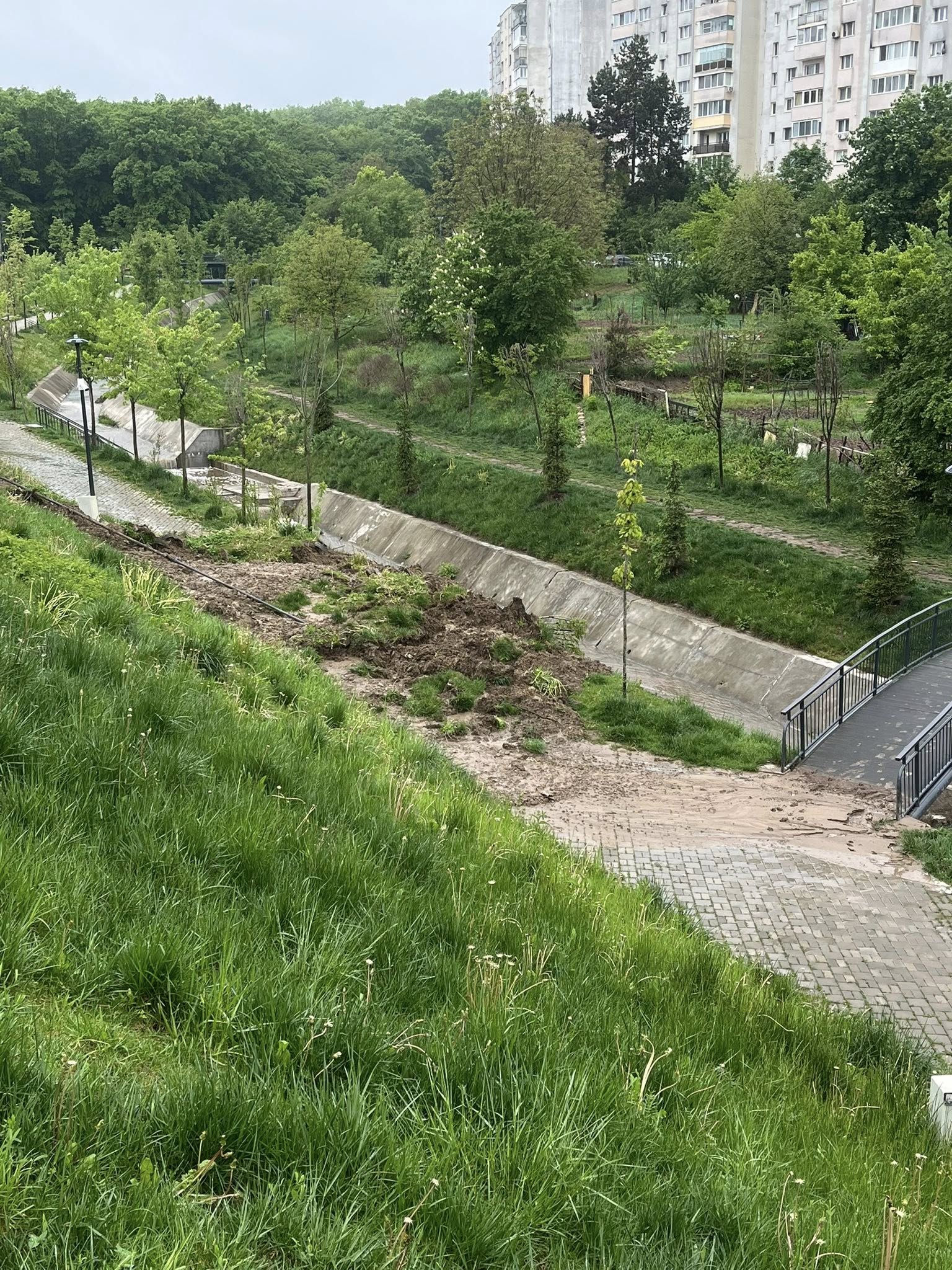 Read more about the article Alunecare de teren la baza sportivă „La Terenuri” din cartierul Mănăștur