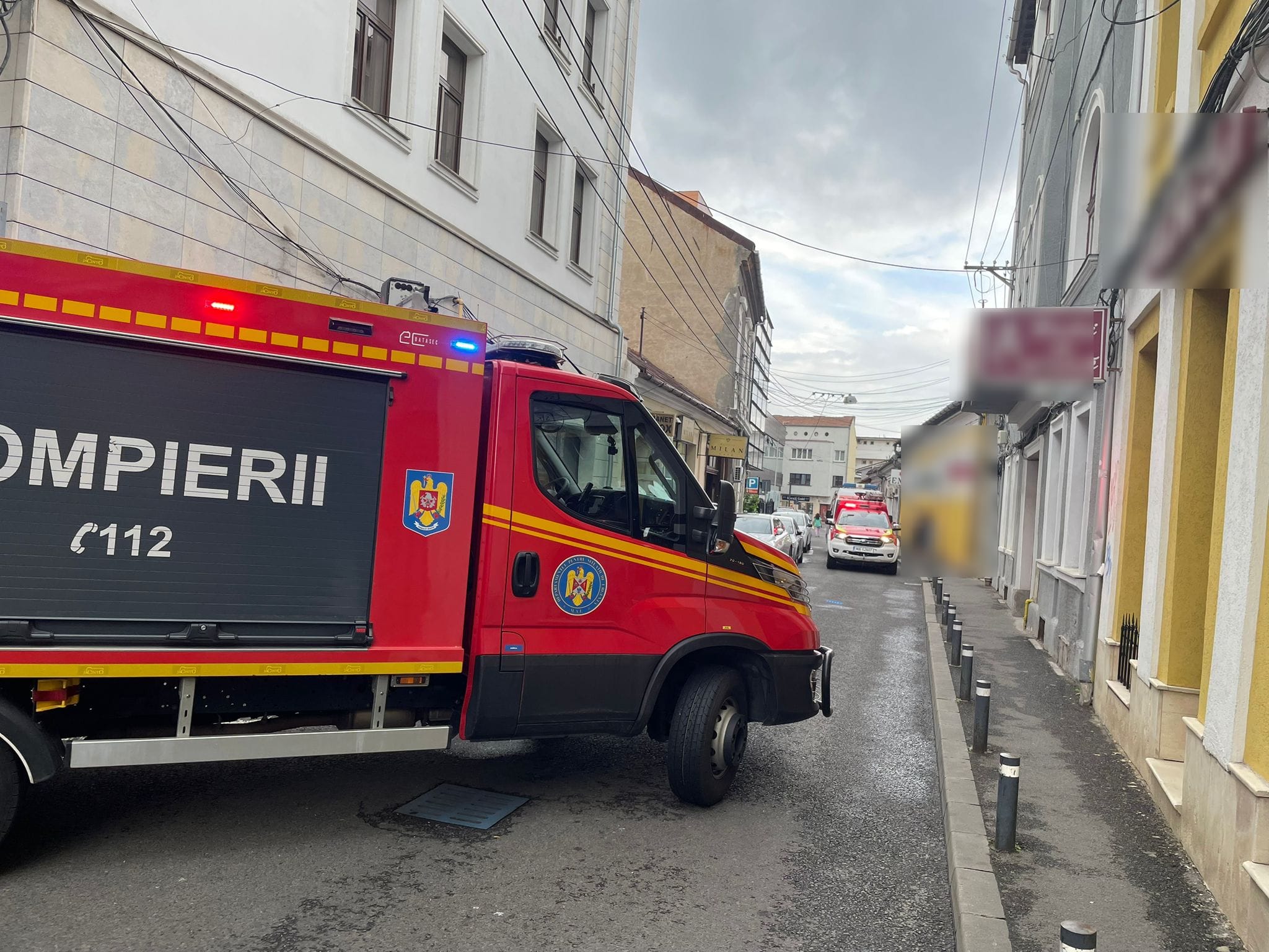 Read more about the article Explozie într-o locuință improvizată din Cluj. Intervin două autospeciale de stingerea incendiilor și un echipaj SMURD