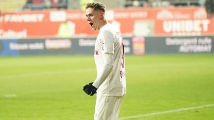 Read more about the article Louis Munteanu a fost întrebat despre transferul său. Răspunsul neașteptat al golgheterului CFR Cluj: „Vrei să-ți spun sincer?”