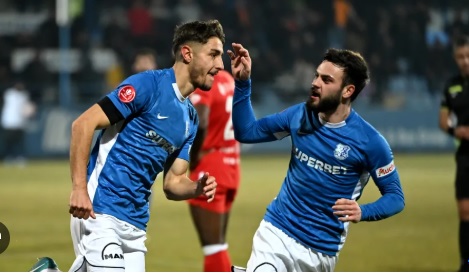 Read more about the article CFR Cluj caută întăriri în zona mediană și a pus ochii pe un fost căpitan al rivalei ”U” Cluj
