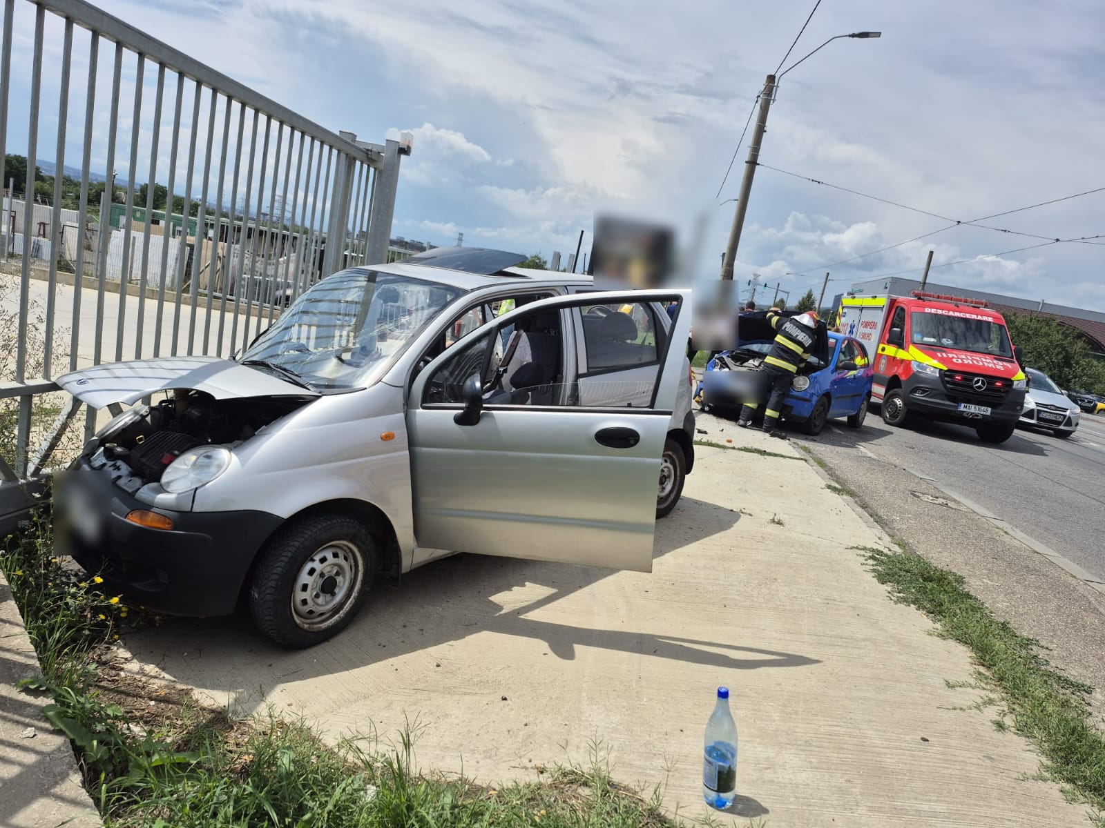 Read more about the article Accident grav pe Bulevardul Muncii din Cluj-Napoca. O femeie a fost intubată, apoi transportată la Terapie Intensivă