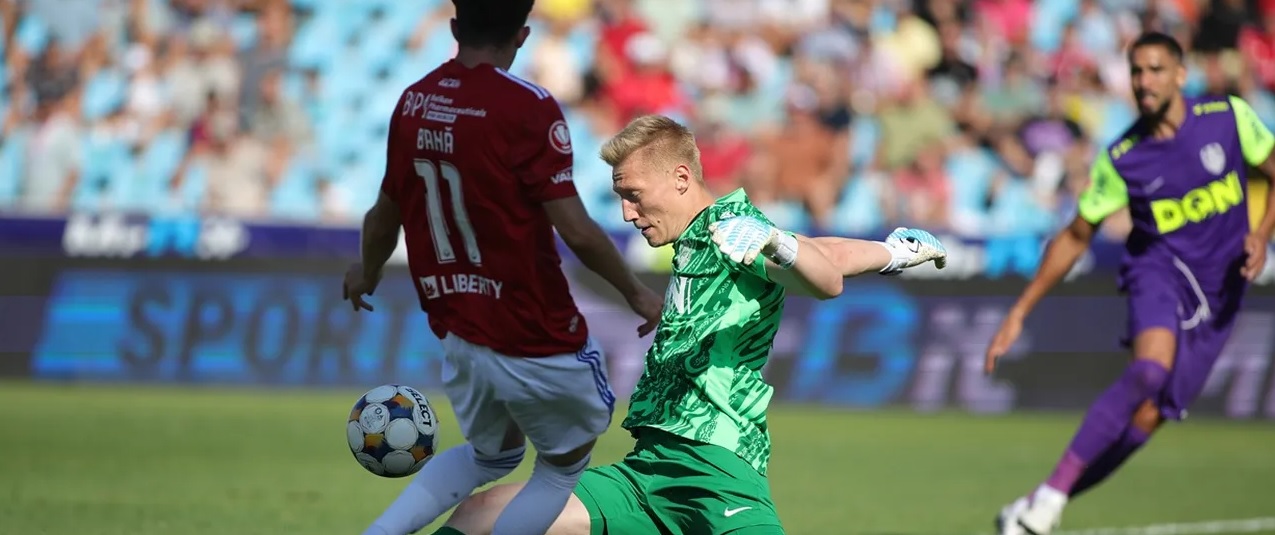 Read more about the article ÎN CORZI! CFR Cluj a pierdut la Galați după o evoluție foarte slabă. În ultimele două meciuri, „feroviarii” au primit 11 goluri