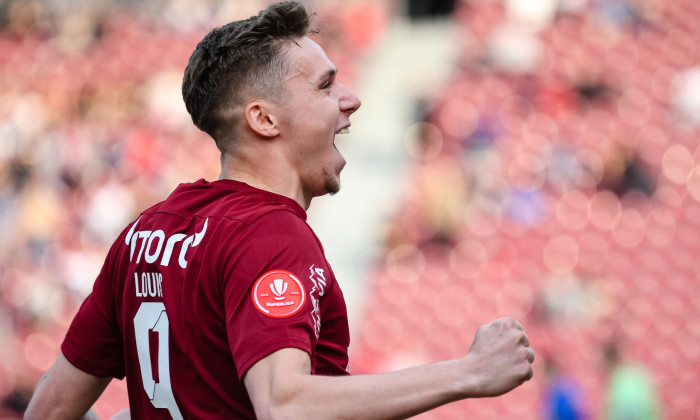 Read more about the article Scoțienii sunt dezamăgiți pentru că nu l-au putut transfera pe Louis Munteanu