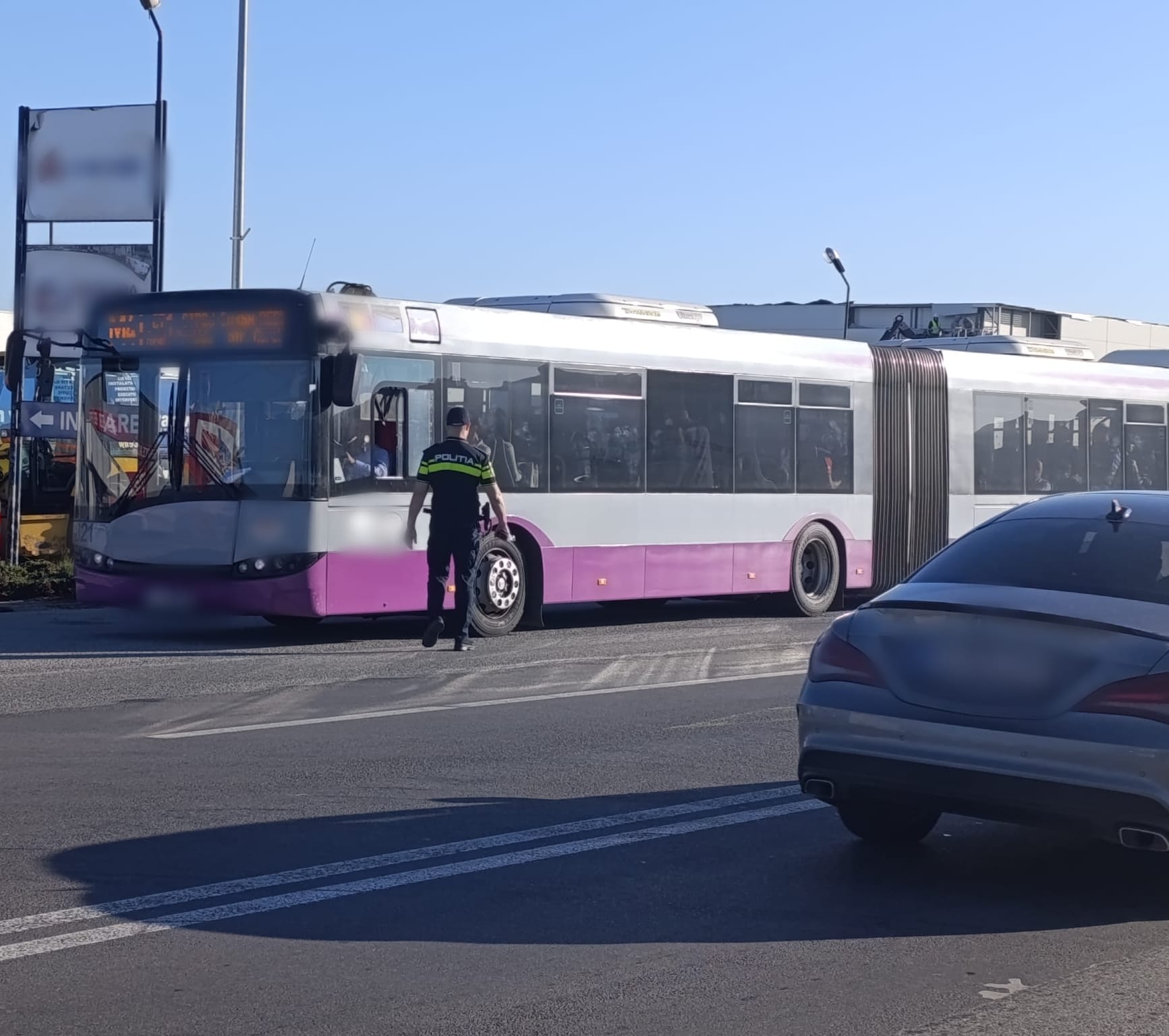 Read more about the article Controale în mai multe mijloace de transport în comun din Cluj. Zeci de persoane au fost legitimate