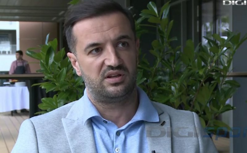 Read more about the article Președintele lui ”U” Cluj, Radu Constantea, surprins de declarațiile lui Ioan Ovidiu Sabău: „Din partea noastră a avut tot sprijinul posibil, orice cerință, salarii la zi”