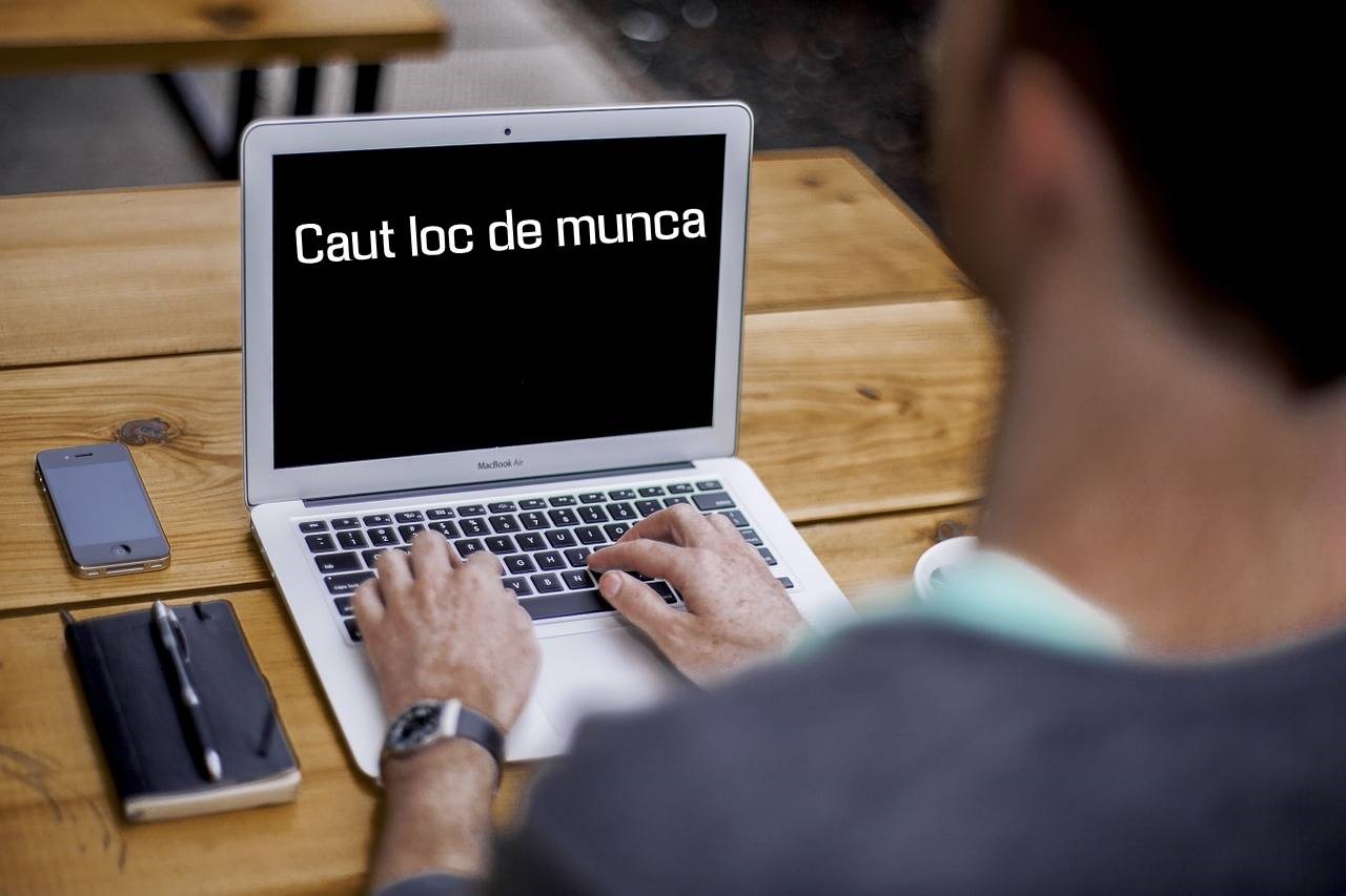 Read more about the article Un tânăr inginer, proaspăt absolvent IT la Cluj, își caută un loc de muncă, dar piața îl refuză. „Am trimis CV-ul la 20 de firme, dar nimic încă”