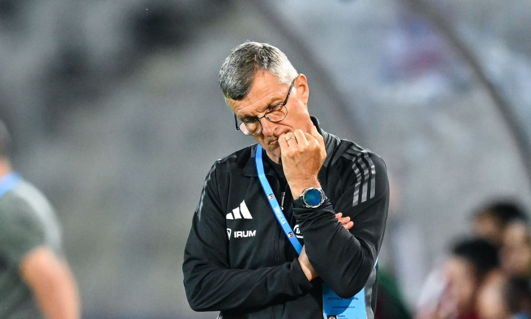 Read more about the article Ioan Ovidiu Sabău prefațează meciul România – Austria: „Așa se întâmplă când totul e împotriva ta, când echipa nu se exprimă bine și nu sunt rezultate”