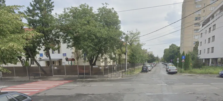 Read more about the article Pericol uriaș de accidente lângă o grădiniță din Cluj. Părinții cer de urgență Primăriei suplimentarea și amenajarea de noi treceri de pietoni în zonă