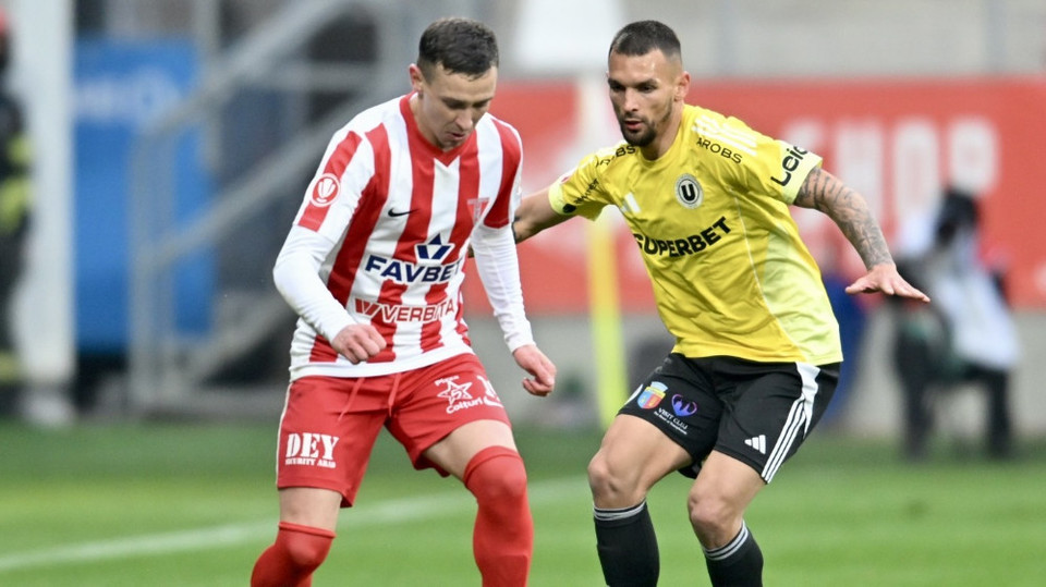 Read more about the article Victorie la Arad: 2–0 cu UTA. Cu Cristiano Bergodi, “U” e altă echipă