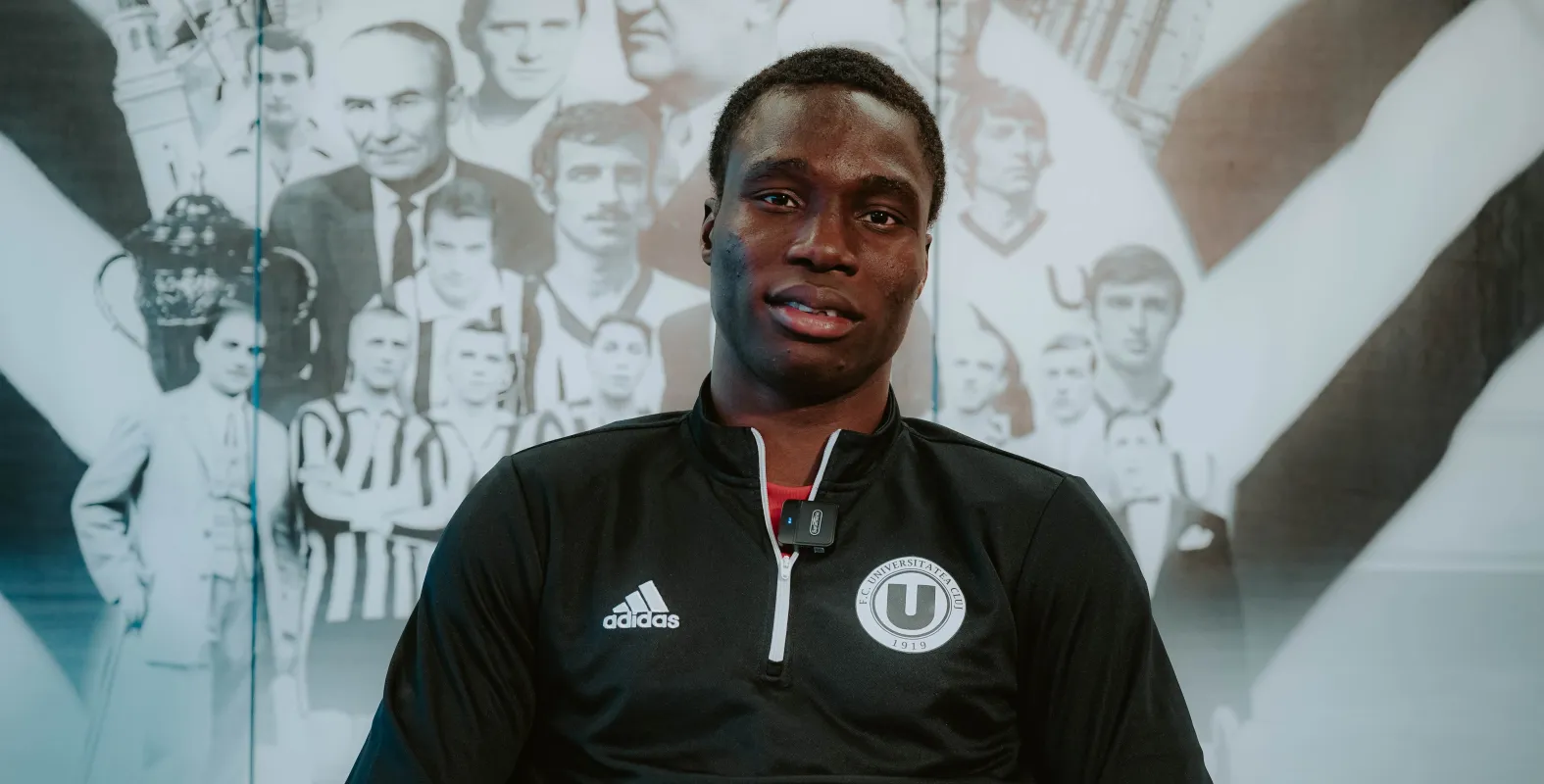 Read more about the article Noul vârf de la ”U” Cluj. Povestea lui Taiwo, de 19 ani: de la un trial în Nigeria, la golul decisiv și un vis numit Cupa României