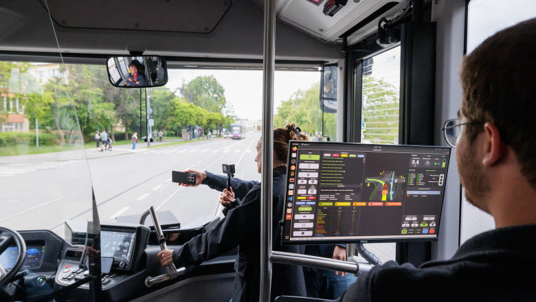 Read more about the article Premieră high-tech la Cluj: primul autobuz autonom testat pe Aeroportul Cluj-Napoca