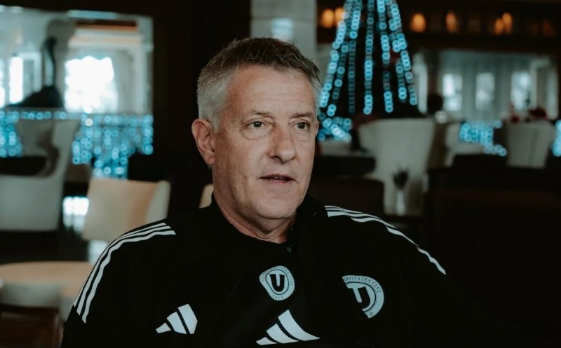Read more about the article Cristiano Bergodi, din Antalya, cu gândul la Superligă: „Va fi o luptă grea, avem un program infernal, dar suntem încrezători”. Mesajul transmis fanilor