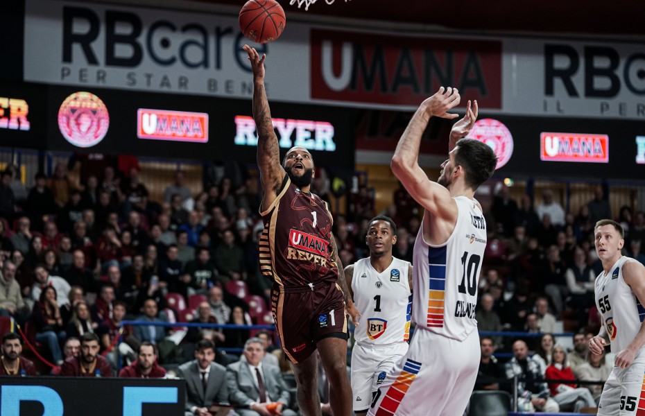 Read more about the article EȘEC ÎN ITALIA. U-BT pierde cu Umana Reyer Venezia după o serie de șase victorii consecutive