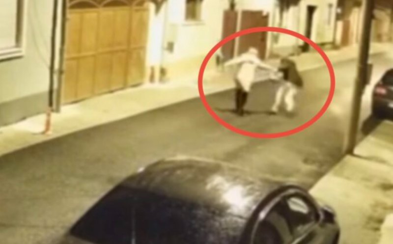 Read more about the article Adolescent de 19 ani, reținut după ce a tâlhărit o tânără în Cluj. A întrebat-o: „Cât e ora?”