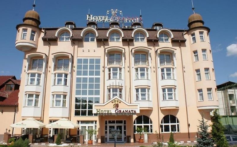 Read more about the article Hotelul Granata din Cluj, vândut la licitație. Patronul CFR, Neluțu Varga, l-a pierdut definitiv