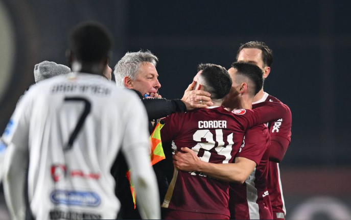 Read more about the article Conducerea clubului ”U” Cluj, mesaj pentru Cristiano Bergodi + Reacție la declarațiile lui Pancu