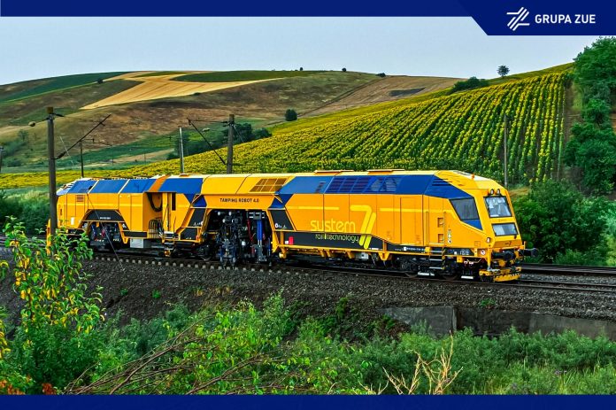 Read more about the article „Submarinul galben” face „ture” calificate pe calea ferată din județul Cluj