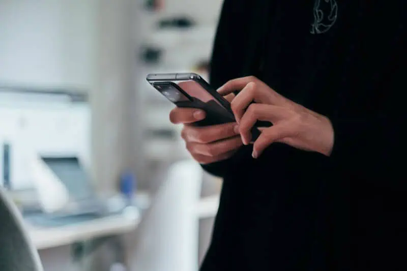 Read more about the article Noua țeapă online cu „vouchere gratuite”. Cum ajung escrocii să îți fure datele