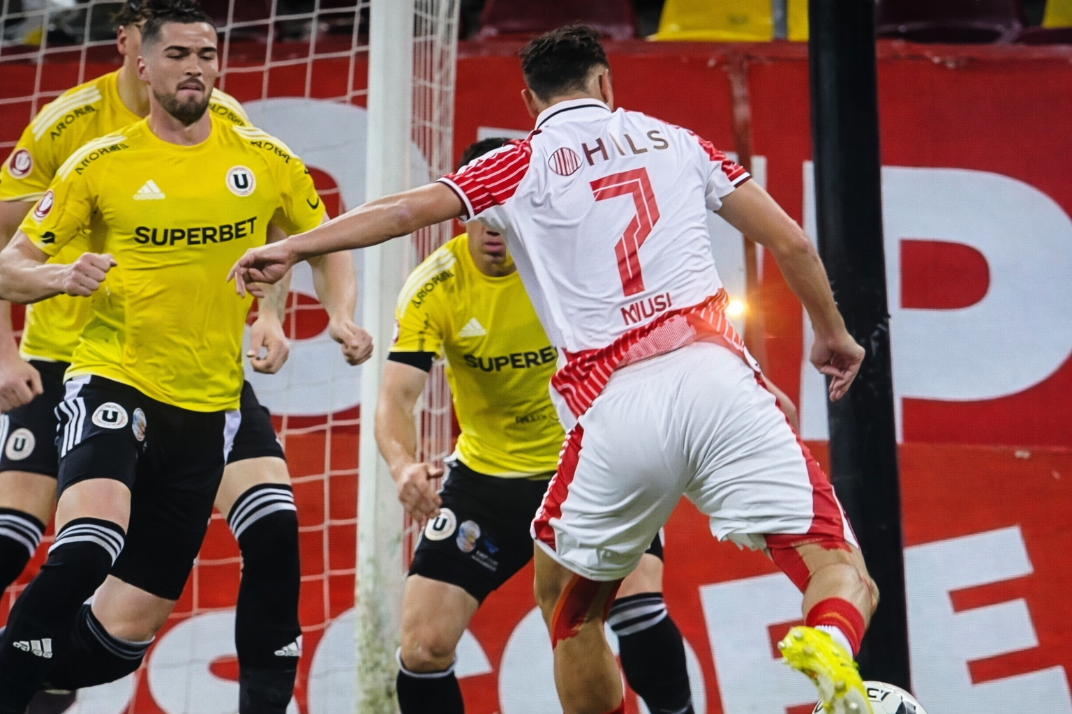 Read more about the article “U” cedează cu Dinamo: prima înfrângere din play-off