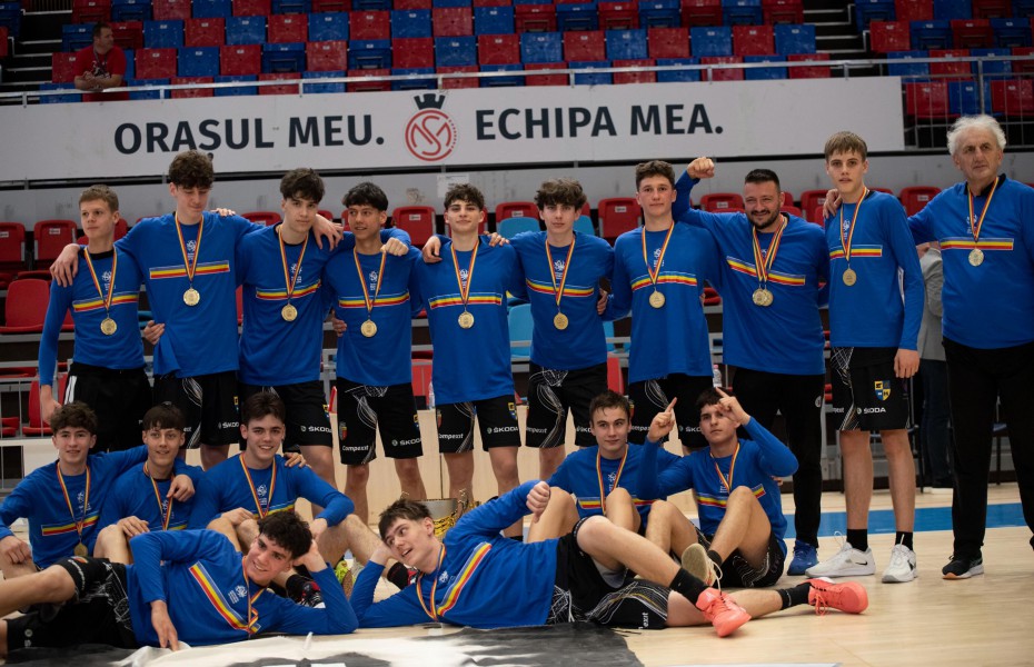 Read more about the article U-BT Cluj, sezon de vis la U16: 20 de victorii din 22 posibile. Finală câștigată la 24 de puncte diferență