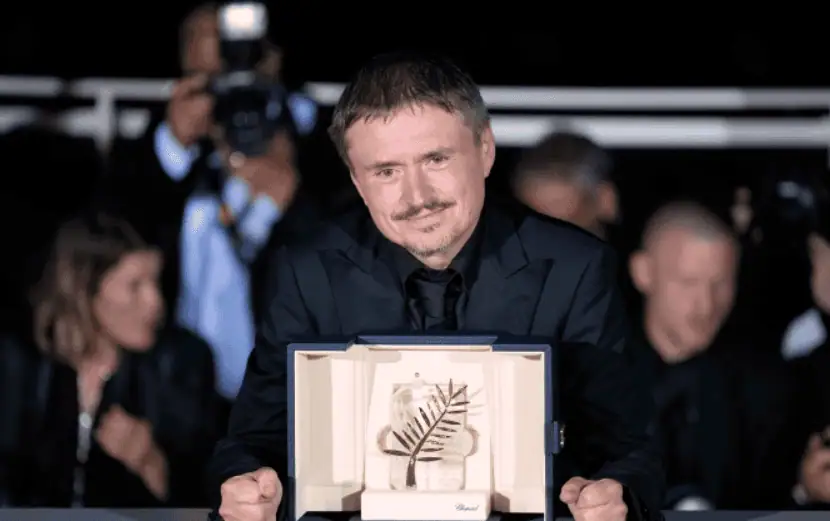 Read more about the article Cristian Mungiu scrie istorie la Cannes. Regizorul român a câștigat din nou Palme d’Or