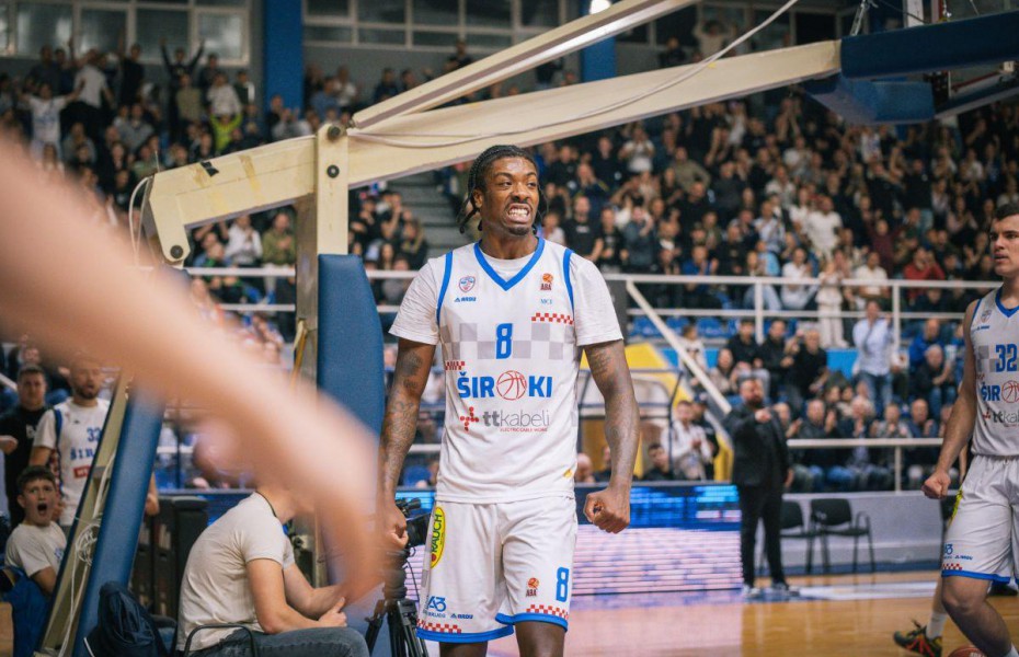 Read more about the article Campioana U-BT a mai „înrolat” un american. Jalyn McCreary a jucat cinci sezoane în NCAA