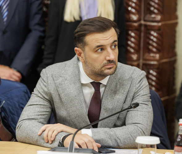 Read more about the article Cinci transferuri anunțate de ”U” Cluj înaintea cantonamentului din Austria. Radu Constantea dezvăluie planurile pentru Europa League