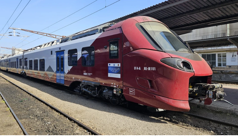 Read more about the article Trenuri electrice private pe rutele Cluj-Napoca – București și retur începând de la 1 iulie. Care e prețul unui bilet și cât durează o călătorie