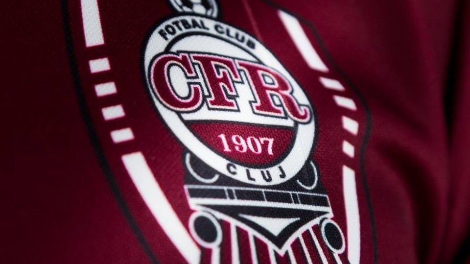 Read more about the article CFR Cluj vrea să reducă din datorii cu ajutorul suporterilor. Oferta contra-cost pentru meciul din Armenia