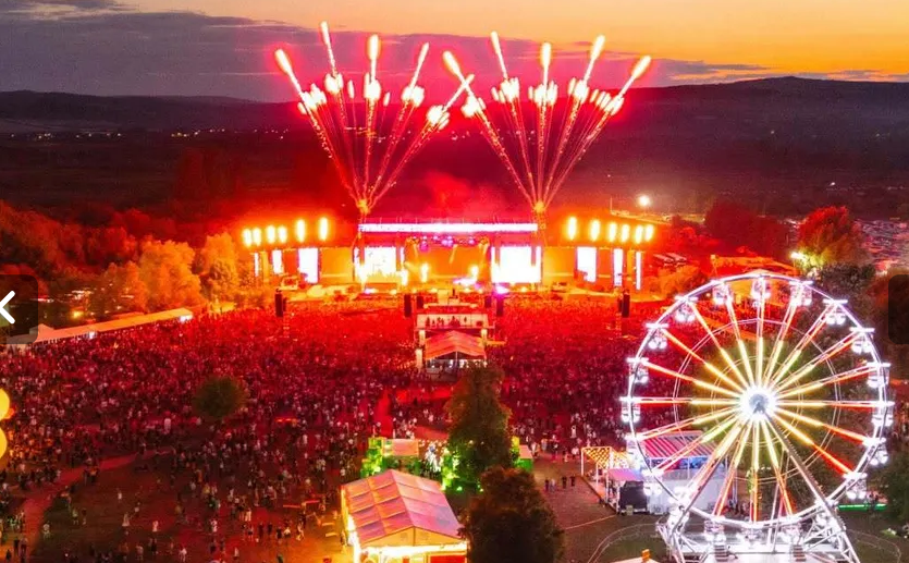 Read more about the article ELECTRIC CASTLE 2026. Cât costă o cafea, o porție de cartofi prăjiți sau un burger