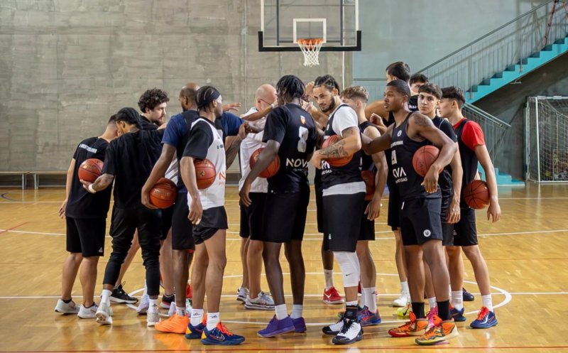 Read more about the article Trei teste de foc pentru U-BT în turneul din Turcia. Meciuri cu formații din EuroCup și cu dubla campioană a Euroligii