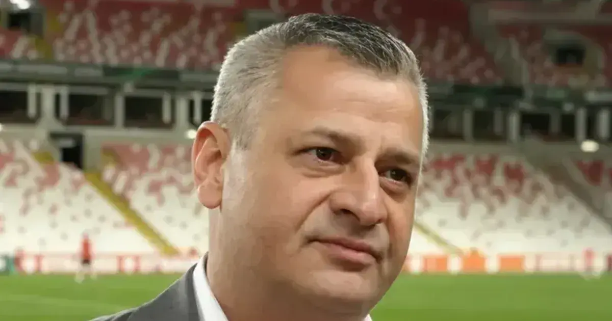 Read more about the article Șumudică rămâne la CFR! Varga anunță transferuri după eșecul cu UTA: „Nu se va mai repeta”