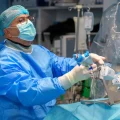 valve inimă fără operație - Două valve ale inimii, tratate fără operație pe cord deschis